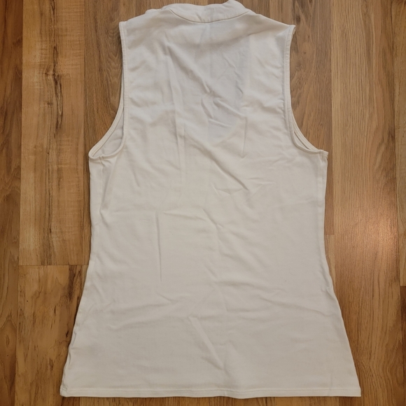 Express Choker Deep Plunge Sleeveless Blouse - Picture 5 of 6